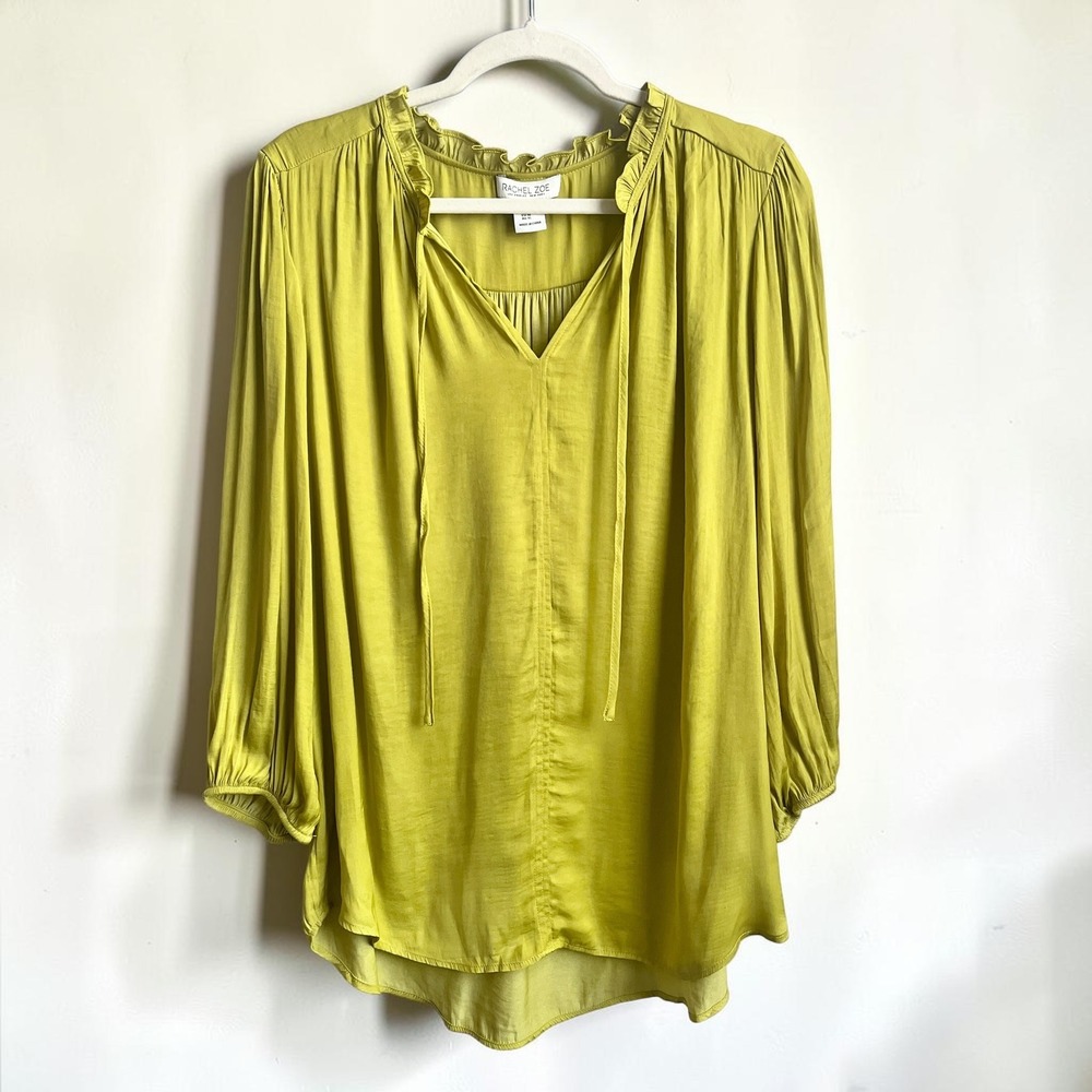 Rachel Zoe Blouse Top Women's XL Chartreuse Relaxed Flowy Ruffle Boho Feminine